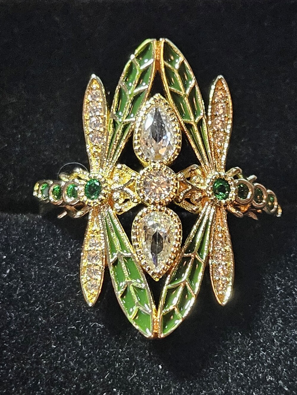 Gold and Green Dragonfly Leaf Motif Ring Size 8 Gold-tone Costume Ring NWT